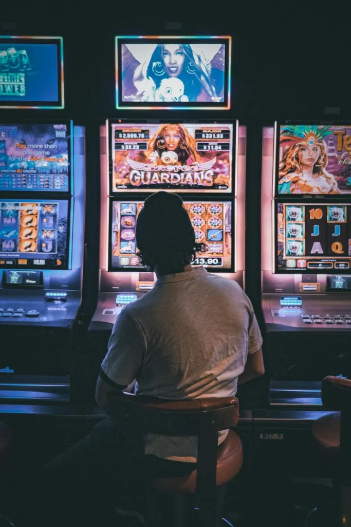 The Psychology of Colour in Casino User Interfaces: How Shades Influence Betting Behaviour